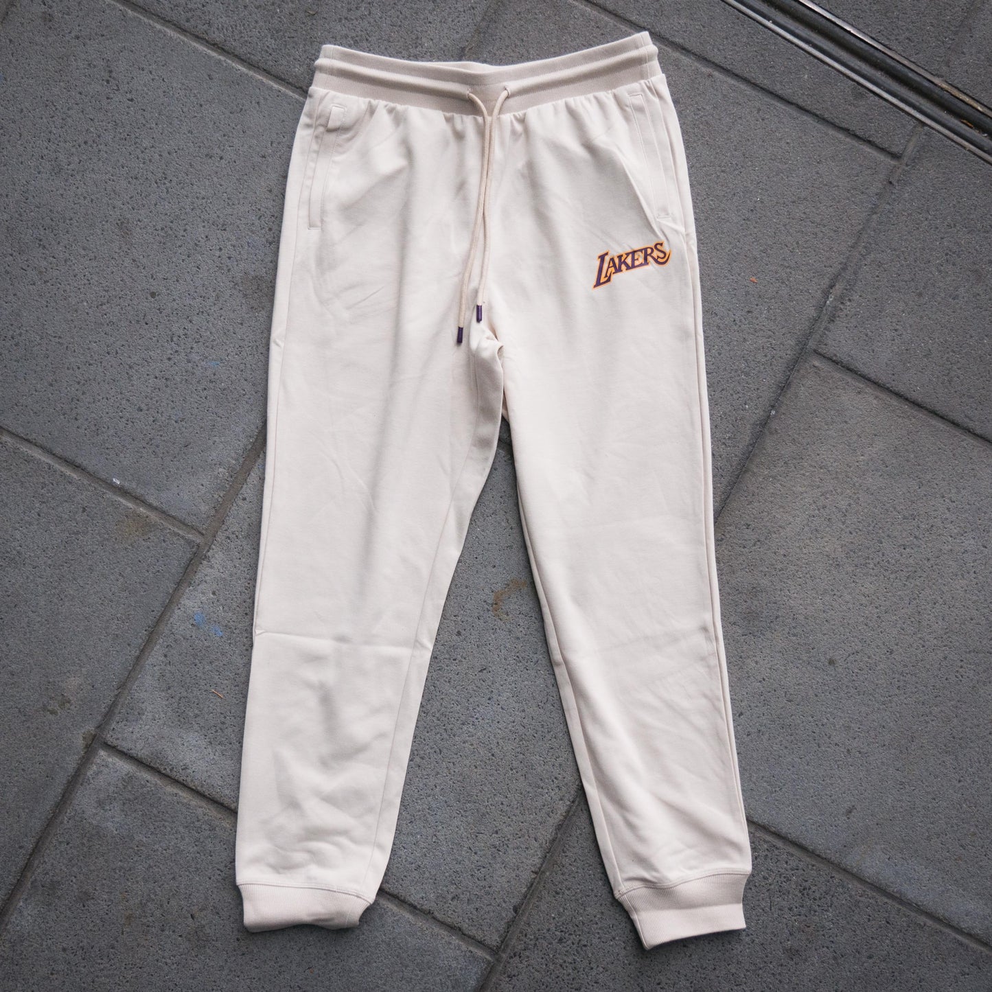L.A LAKERS HOMETOWN FLEECE JOGGERS